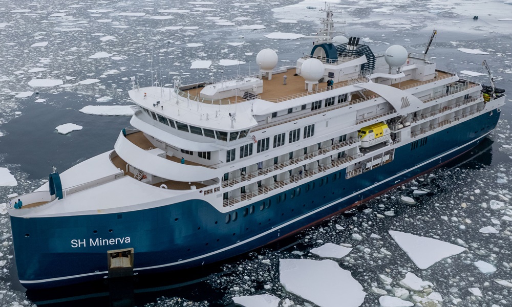 SH Minerva — operating in polar ice